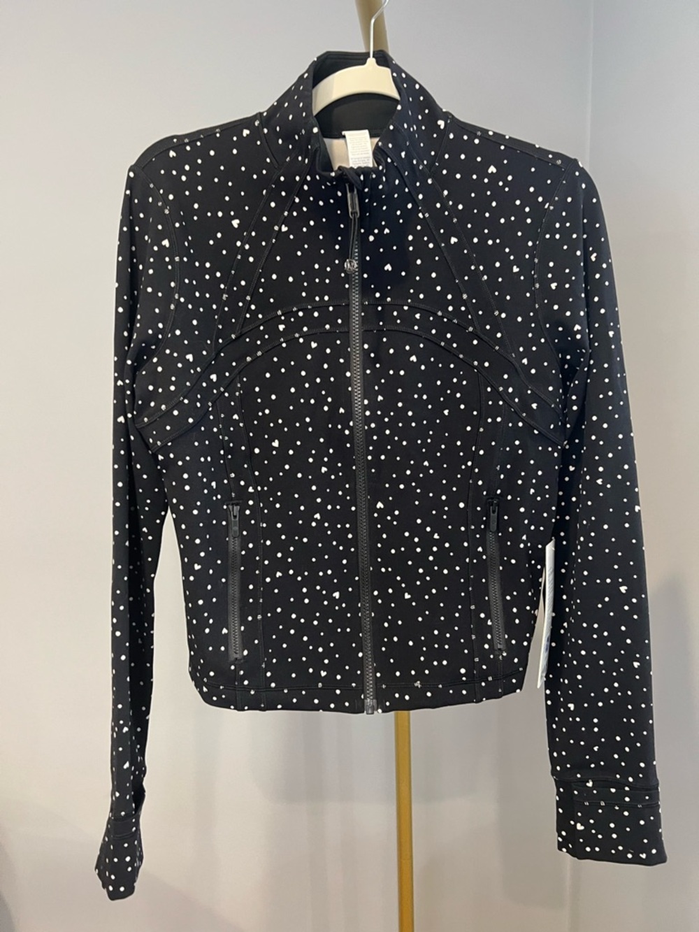 NWT LULULEMON Valentine's Day collections DEFINE CROPPED JACKET NULU